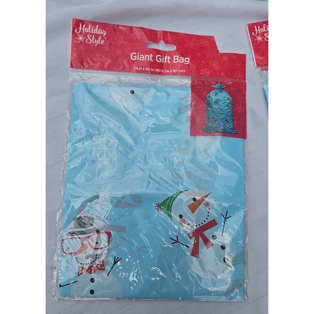 HOLIDAY STYLE GIANT PLASTIC CHRISTMAS GIFT BAG TIE TAG SNOWMEN 24" X 40" BLUE